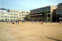 本山南小学校 校舎