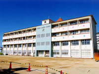 東垂水小学校 校舎