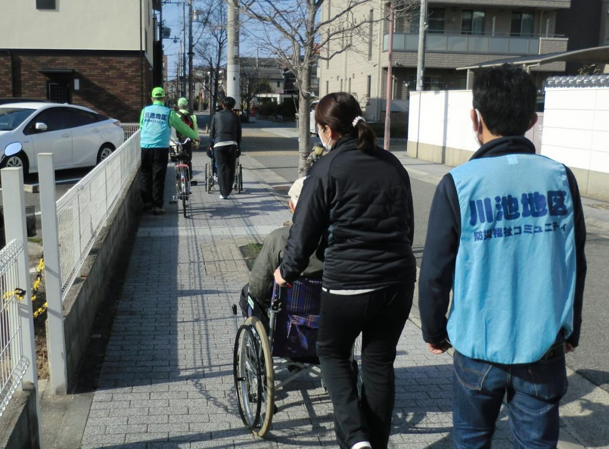 川池防コミ総合訓練避難