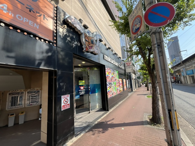 ミクちゃんガイア三宮店喫煙所