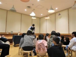 昨年度読書週間行事の様子写真1