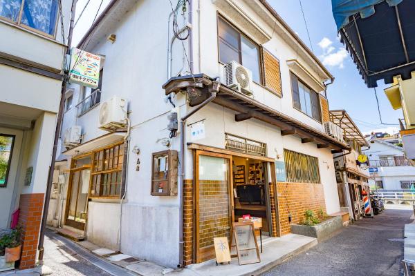 感性を刺激する学びと交流の文化複合施設