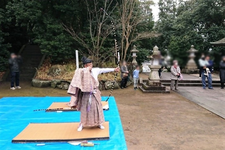 弓引きの様子2