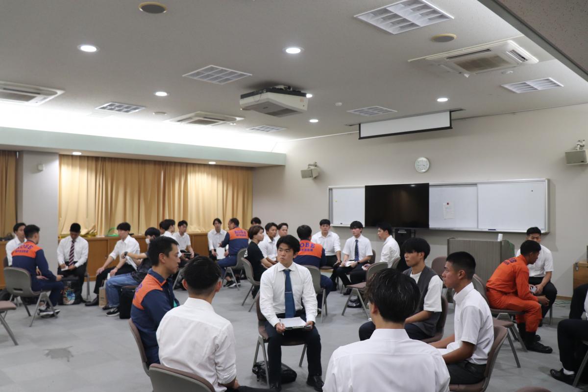 職員との座談会