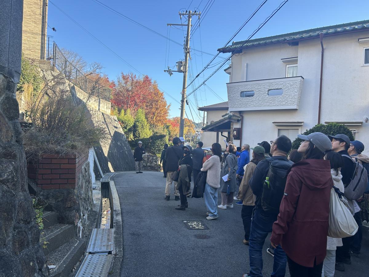 まちあるきの様子写真