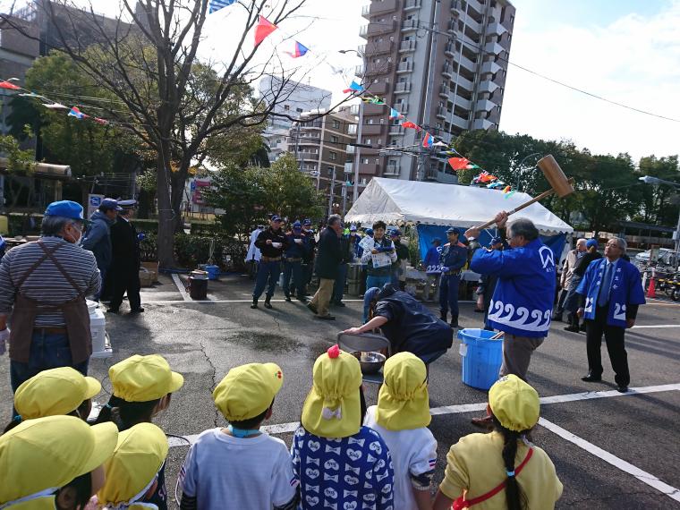 過去の餅つき大会の様子