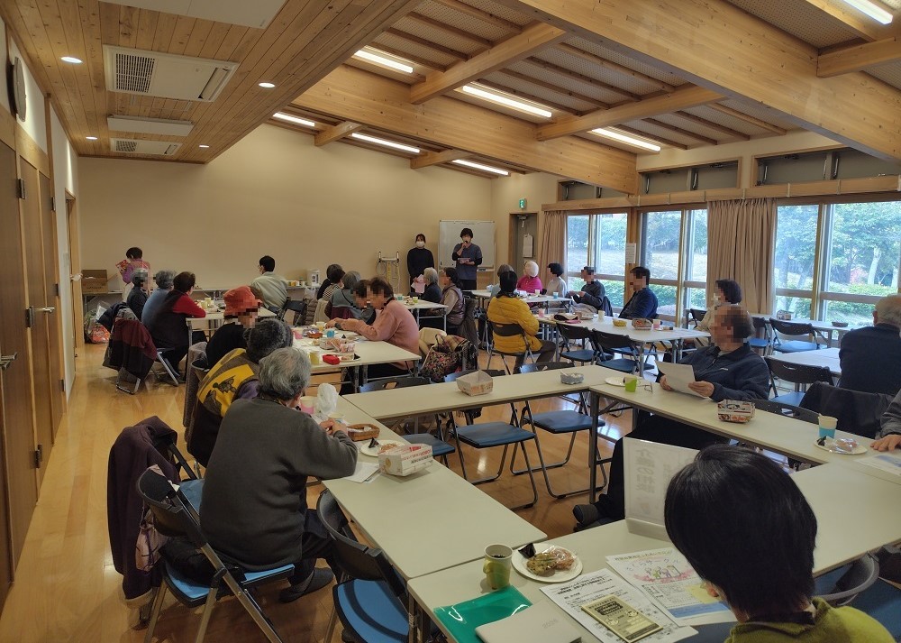 広場サロンの様子