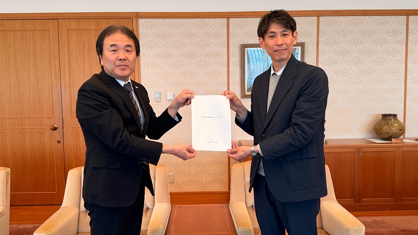 答申受け渡し