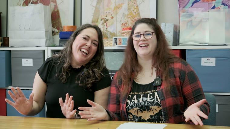 六甲アイランドの紹介をしてくれた外国人コミュニティ運営者　(左)コミュニティ代表ミッチェルさんの写真