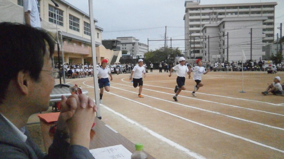 教育委員が10月18日学校訪問（浜山小学校）