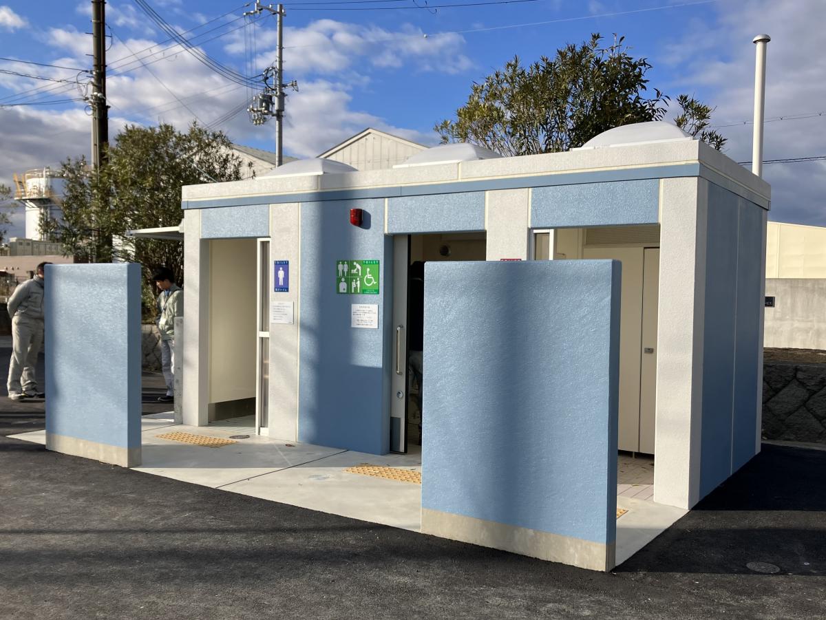 トイレ外観写真