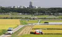 写真：豊かな自然と住宅街