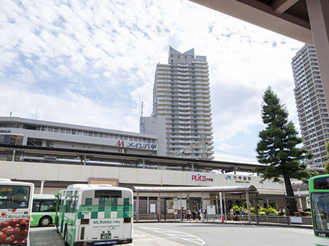 写真：駅前