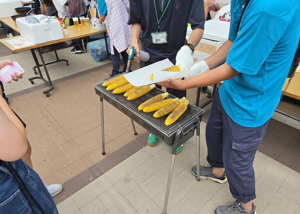 焼きとうもろこしの販売