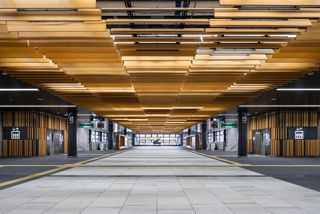 西神中央駅構内写真